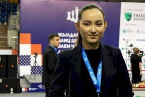 
                    Девушки в ударе: казахстанские шахматистки в лидирующей группе чемпионата мира по шахматам
                