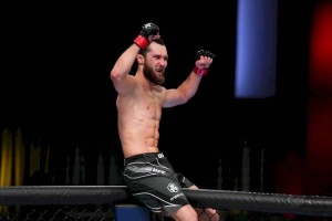 
                    Казахстанец Сергей Морозов выиграл третий бой в UFC
                