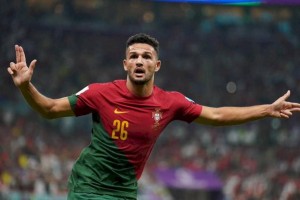 
                    В 1/4ЧМ в Катаре вышли Марокко и Португалия
                