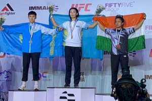 Женщина-полицейский из Шымкента стала чемпионкой Азии по ММA