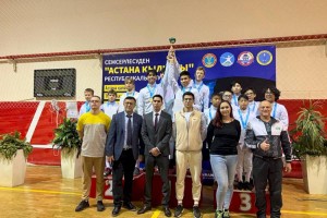 
                    «Золото» и «серебро» столичного турнира по фехтованию завоевали алматинские спортсмены
                