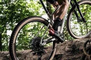 
                    Казахстанец  Денис Сергиенко стал победителем гонки Soganly MTB CUP  по маунтинбайку
                