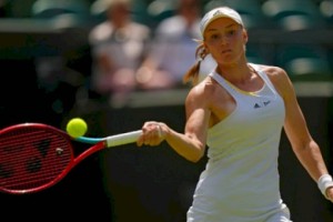 
                    Елена Рыбакина обыграла соперницу из Германии на турнире в Словении
                