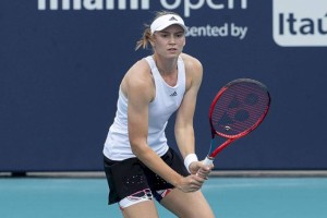 
                    Теннисисты Рыбакина, Путинцева и Бублик пробились в третий круг Miami Open
                