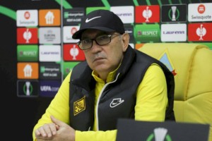 
                    «Кайрат» сделал заявление о зарплате Курбана Бердыева
                