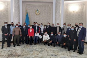 
                    Даурен Бекмуханбетов стал главным тренером сборной РК по тяжелой атлетике
                