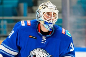 Вратаря столичного «Барыса» признали игроком дня в КХЛ