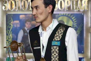 Алматинец Ернар Чимбаев завоевал «золото» чемпионата мира по «Свободной пирамиде»