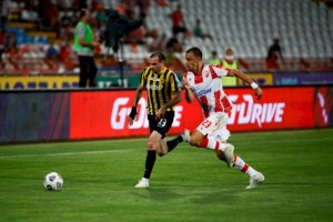 
                    «Кайрат» разгромно уступил «Црвене Звезде»
                