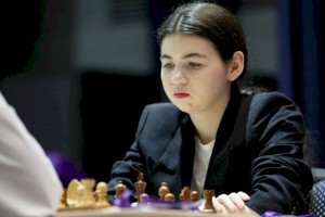 
                    Шахматистка Динара Садуакасова проиграла Александре Горячкиной
                