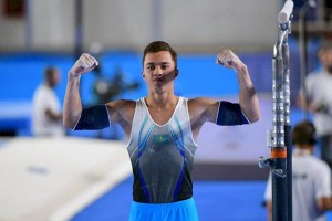 
                    Алматинский гимнаст завоевал полный комплект наград на этапе Кубка мира
                