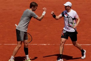 
                    Казахстанские теннисисты проиграли французам в финале Roland Garros
                