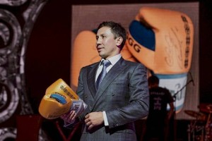 
                    Боксерские перчатки Геннадия Головкина ушли за 55 миллионов тенге
                
