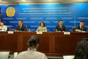 У кого будут проверять мобильные переводы, разъяснили в Правительстве