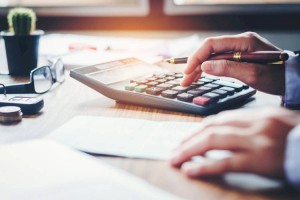 В Казахстане отменят сопроводительные накладные на товары внутри страны