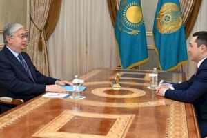 Президент дал поручения управляющему МФЦА Ренату Бектурову