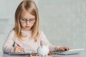 Казахстанцам пора учить детей финансовой грамотности