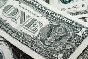 
                    Почему Казахстан продолжает брать у международных банков кредиты в долларах
                