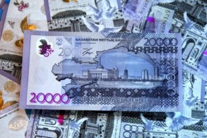 
                    На реализацию поручений Президента РК дополнительно выделят  1,8 трлн тенге
                