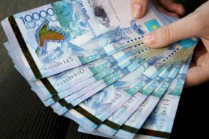 
                    Насколько удовлетворены своим финансовым положением казахстанцы
                