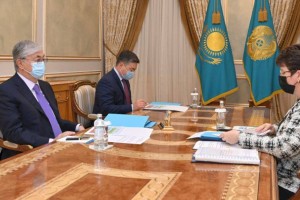 
                    Счетный комитет предложил сократить расходы госбюджета
                