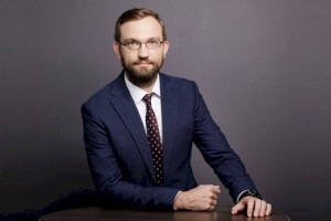 
                    Резкое укрепление доллара США прокомментировали в Нацбанке
                