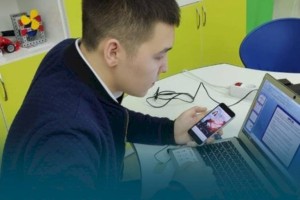 
                    Школьник из Семея разработал бесконтактную медицинскую карту
                