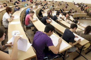 
                    В Казахстане сокращается численность студентов вузов
                