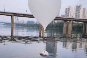 
                    Северная Корея запустила порядка 330 шаров с мусором в сторону Южной Кореи 
                