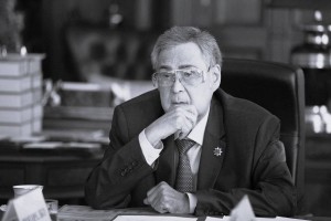 
                    Умер экс-губернатор Кемеровской области Аман Тулеев
                