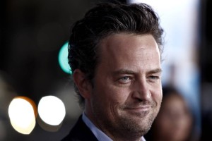 
                    Умер сыгравший в сериале «Друзья» актер Мэттью Перри
                