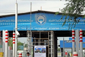 Преступная группировка вымогала деньги у бизнесменов на границе Казахстана и Кыргызстана