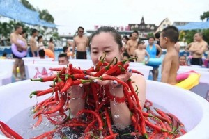 Конкурс по поеданию перца чили прошел в Китае