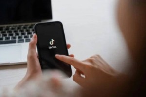 
                    В Кыргызстане заблокируют TikTok
                