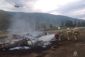 
                    Вертолет разбился на Алтае: погибли 4 человека
                