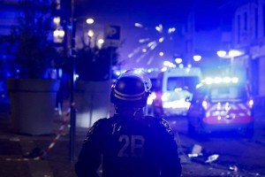
                    Во Франции за ночь задержали более 870 участников беспорядков
                