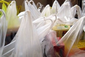 
                    В Кыргызстане ограничат использование пластиковых пакетов
                