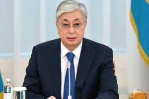 
                    Президент поздравил медработников с профессиональным праздником
                