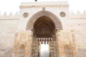 
                    Мечеть Султана Бейбарса открыли в Каире после реставрации
                