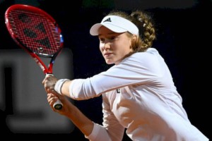 
                    Елена Рыбакина вошла в список Forbes
                