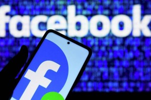
                    Facebook согласился разделить между пользователями 725 млн долларов
                