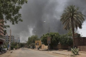 
                    ООН призвала стороны военного конфликта в Судане прекратить огонь
                