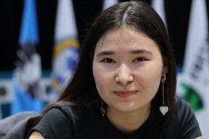 Шахматистка из Астаны произвела фурор на Кубке мира