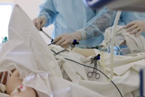 
                    Кыргызские врачи в честь Рамазана проводят бесплатные пластические операции
                