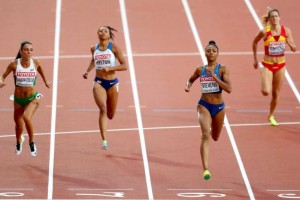 
                    Совет World Athletics запретил трансгендерам участвовать в турнирах с женщинами
                