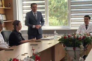 Алматинских врачей наградили за вклад в развитие трансплантологии