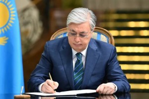 Токаев выразил соболезнования премьер-министру Индии