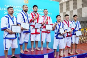 
                    В Астане прошла спартакиада среди работников сферы культуры и информации
                