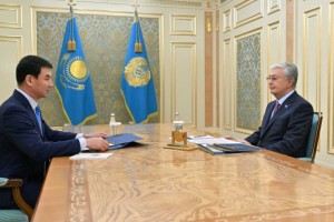 Токаев принял вновь назначенного акима Алматы Дархана Сатыбалды