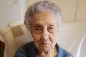 
                    После смерти сестры Андрэ  старейшей жительницей планеты стала 115-летняя испанка
                